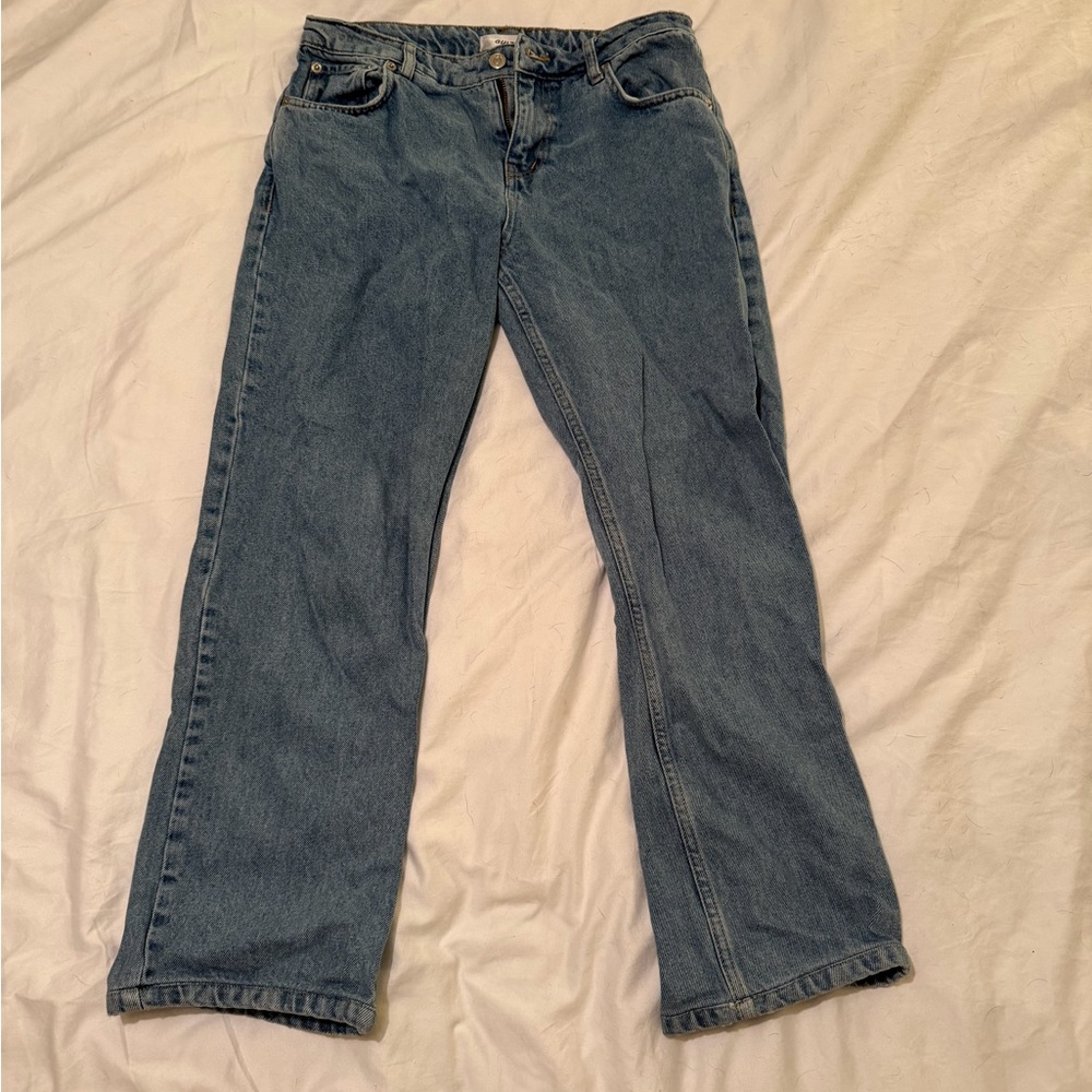 Women's Straight-Leg Mid Wash Denim Jeans